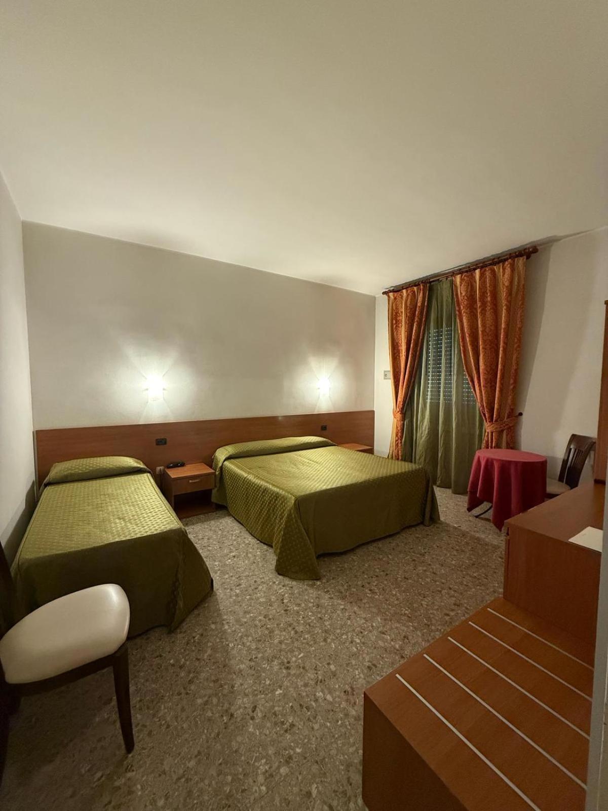 Hotel Villa Giusy Castellaneta Marina Exterior foto
